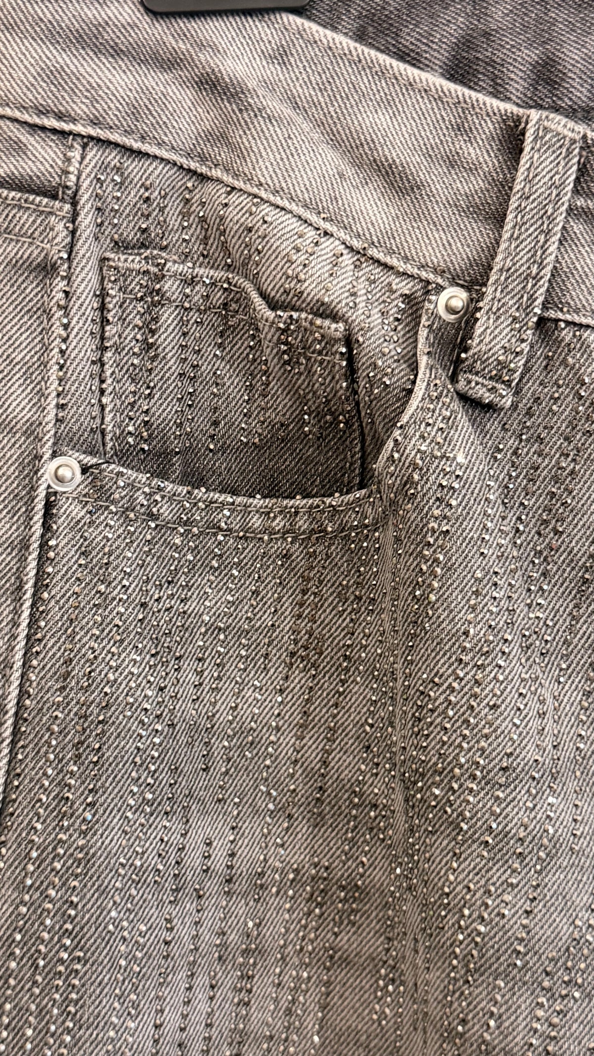 Jean large gris à strass scintillants