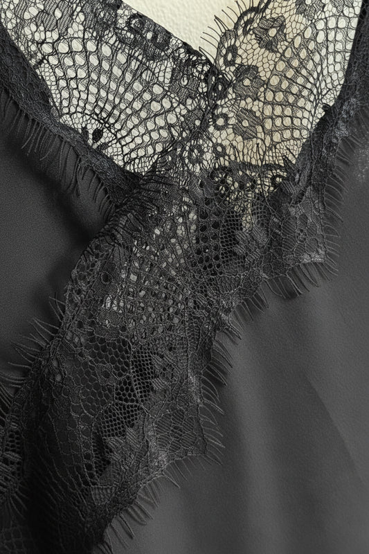Robe à dentelle noir