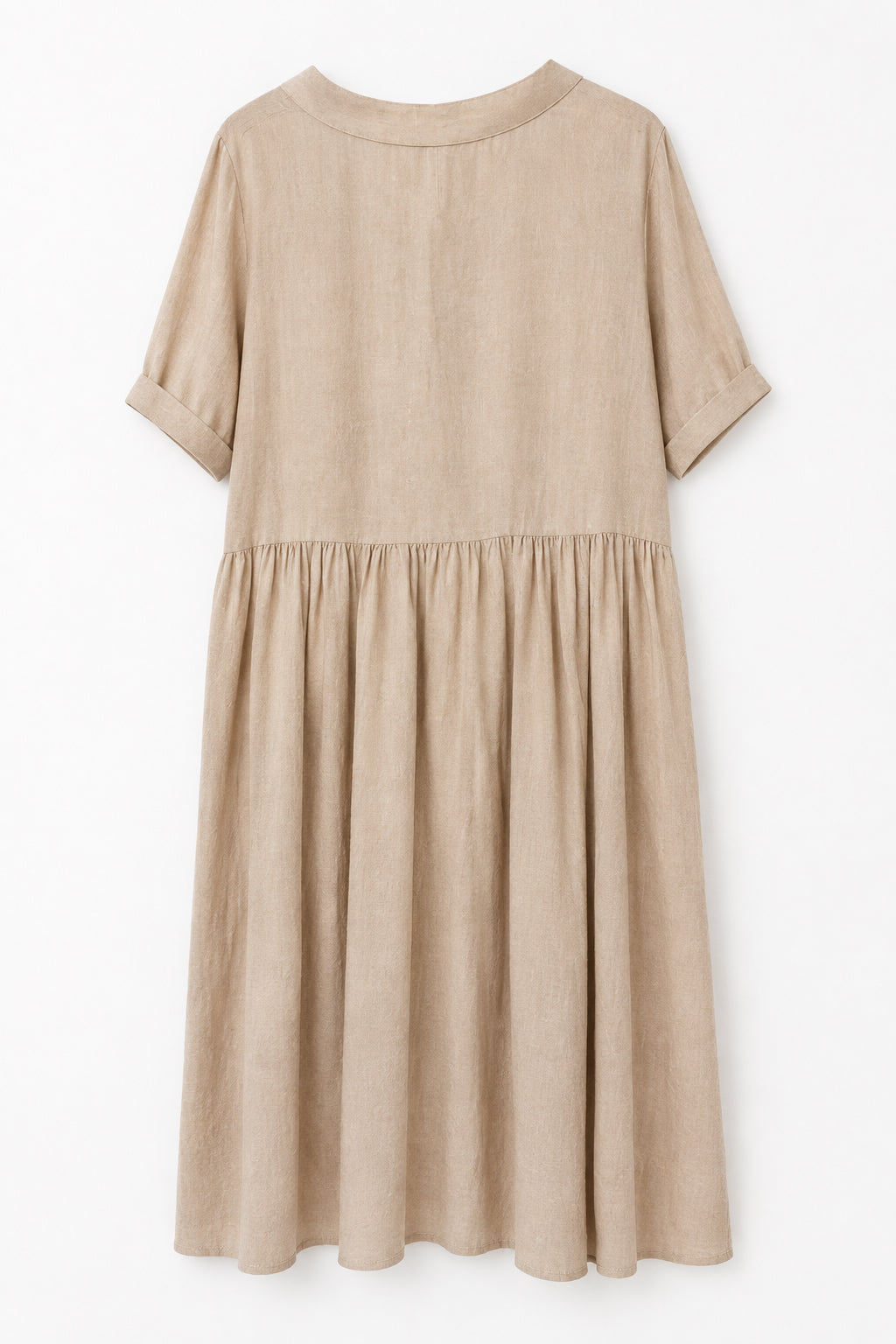 Robe courte fluide beige coupe babydoll à col officier