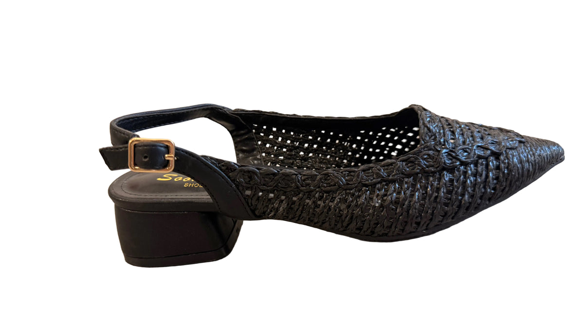 Slingbacks noires en raphia tressé à petit talon bloc