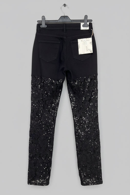 Short en jeans noir à dentelle