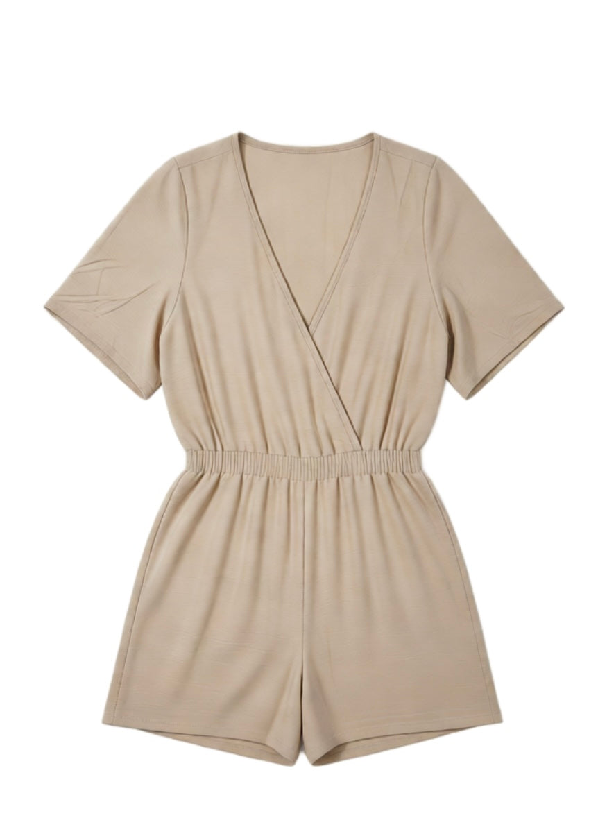 Combishort fluide beige à col cache-cœur et taille élastique